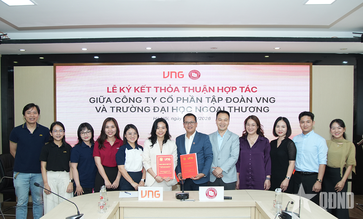 Mở rộng hợp tác đào tạo từ thực tiễn ngành công nghệ cho sinh viên kinh tế
